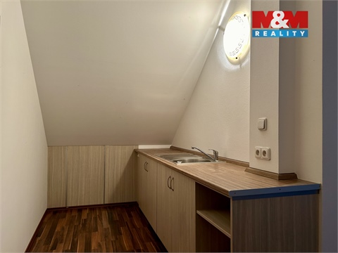 Pronájem obchodních prostor, 24 m² 8