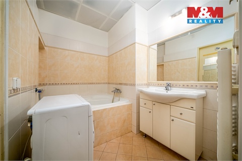 Pronájem bytu 2kk, 56 m² 14