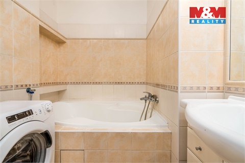 Pronájem bytu 2kk, 56 m² - 14