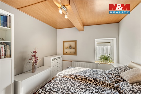 Prodej rodinného domu, 140 m² - 8