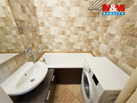 Prodej bytu 4+1, 77 m² 10