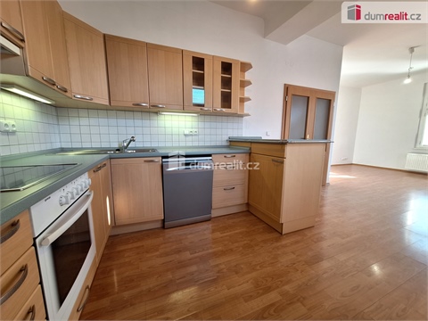 Pronájem bytu 2kk, 61 m² 2