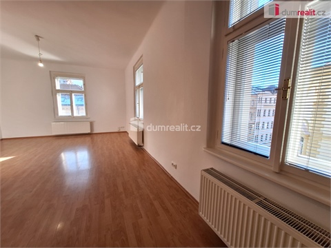 Pronájem bytu 2kk, 61 m² - 0