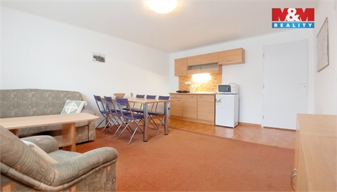 Prodej rodinného domu, 200 m² 8