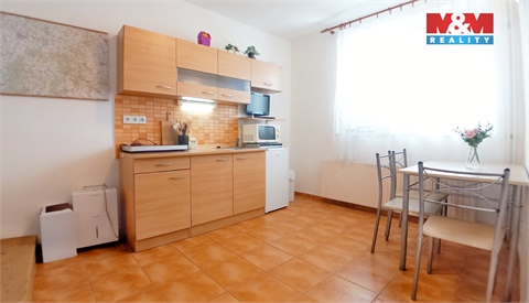 Prodej rodinného domu, 200 m² - 10