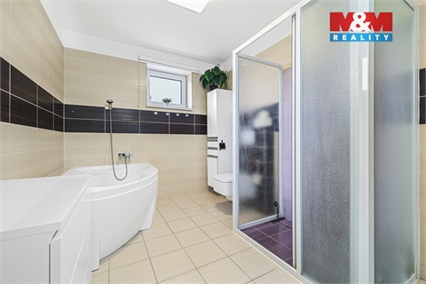 Prodej rodinného domu, 140 m² - 4