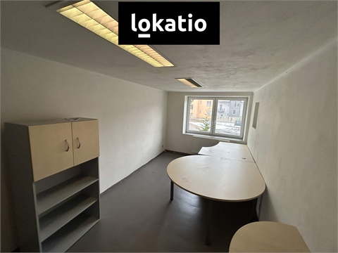 Pronájem skladu / haly, 82 m² 2