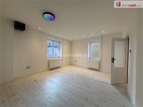 Pronájem bytu 1+1, 38 m² 4