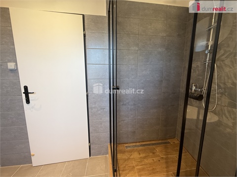 Pronájem bytu 1+1, 38 m² - 8