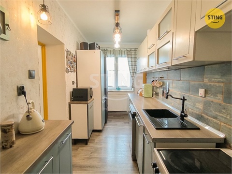 Prodej rodinného domu, 264 m² 0