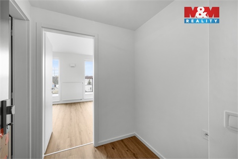 Prodej bytu 1kk, 51 m² 12