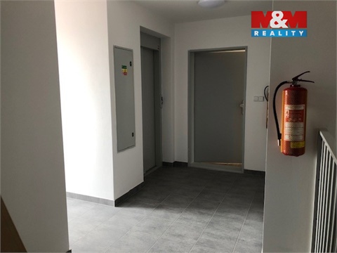 Pronájem bytu 3kk, 84 m² 14