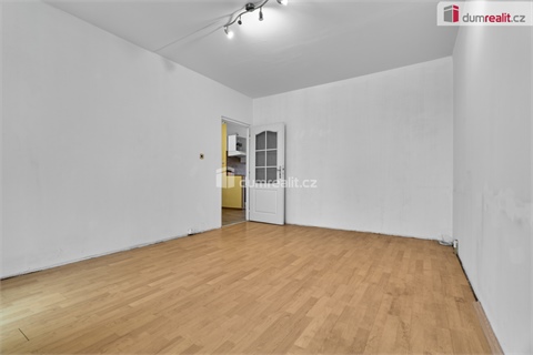 Prodej bytu 2+1, 63 m² 10