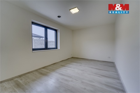 Prodej rodinného domu, 110 m² - 28