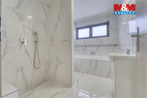 Prodej rodinného domu, 110 m² - 6