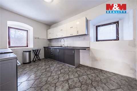 Prodej rodinného domu, 480 m² 6