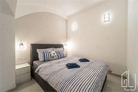 Pronájem bytu 2+1, 39 m² 2