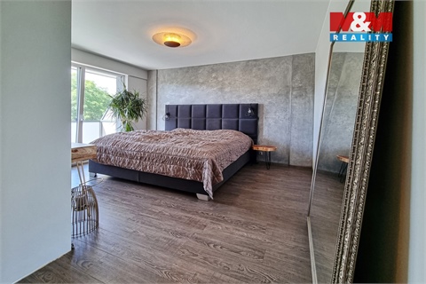 Pronájem bytu 3kk, 127 m² - 8