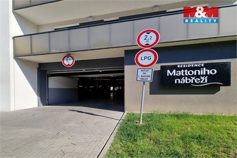 Pronájem bytu 3kk, 127 m² 26