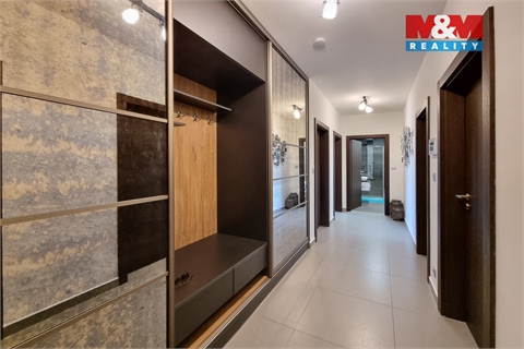 Pronájem bytu 3kk, 127 m² - 18