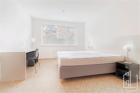 Pronájem bytu 1kk, 27 m² - 0