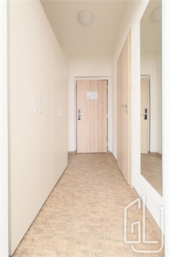 Pronájem bytu 1kk, 27 m² 8