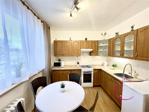 Pronájem bytu 1+1, 31 m² - 0