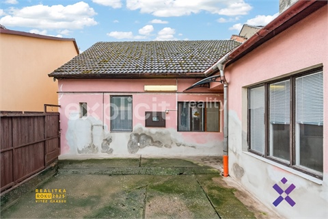 Prodej rodinného domu, 98 m² - 2