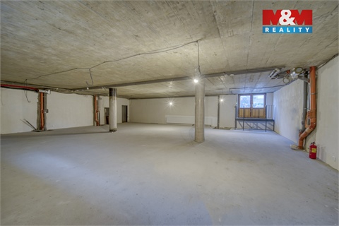 Pronájem kanceláře, 198 m² - 2