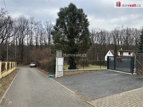 Prodej stavebního pozemku, 516 m² 0