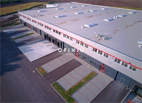 Pronájem skladu / haly, 800 m² - 2