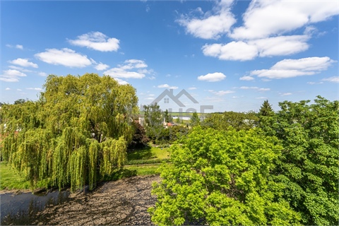 Prodej bytu 3kk, 89 m² 22