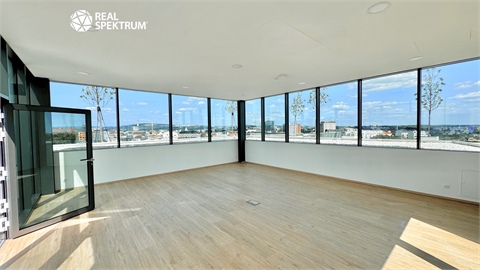 Pronájem kanceláře, 1 500 m² 8