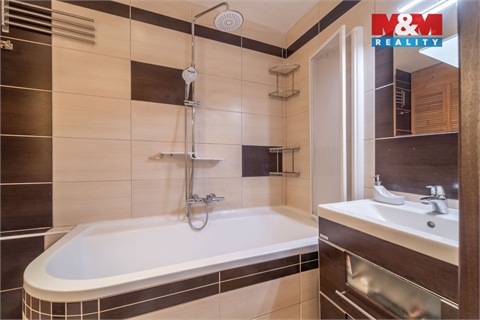 Prodej bytu 3+1, 67 m² - 0