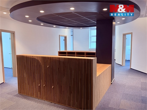 Pronájem kanceláře, 860 m² 8