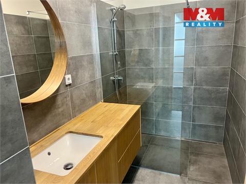 Pronájem kanceláře, 860 m² 6