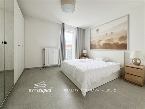 Pronájem bytu 2kk, 43 m² - 2