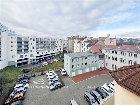 Pronájem bytu 2kk, 43 m² - 12