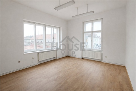 Prodej rodinného domu, 564 m² - 2