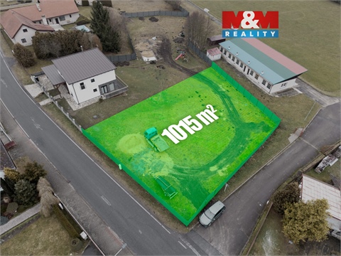 Prodej stavebního pozemku, 1 015 m² 0