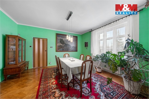 Prodej rodinného domu, 270 m² - 12