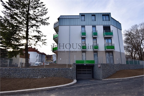 Pronájem bytu 2kk, 59 m² 16