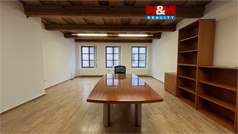 Pronájem kanceláře, 48 m² 0