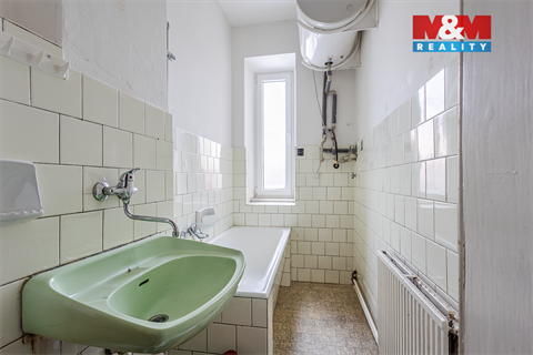 Prodej rodinného domu, 200 m² 10