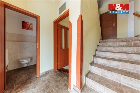 Prodej rodinného domu, 223 m² 12