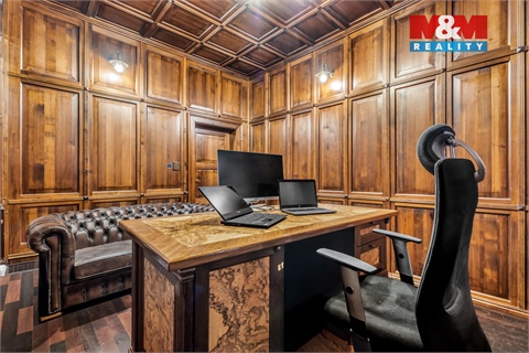 Prodej rodinného domu, 200 m² - 8