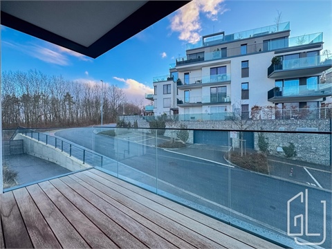 Pronájem bytu 2kk, 61 m² 2