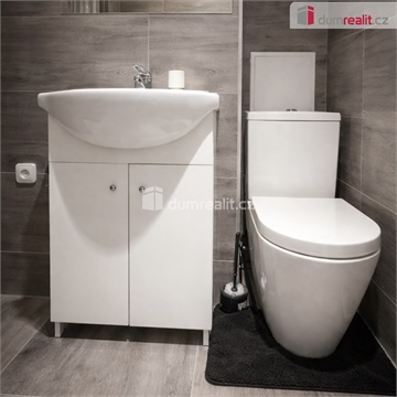 Pronájem bytu 3kk, 90 m² - 12