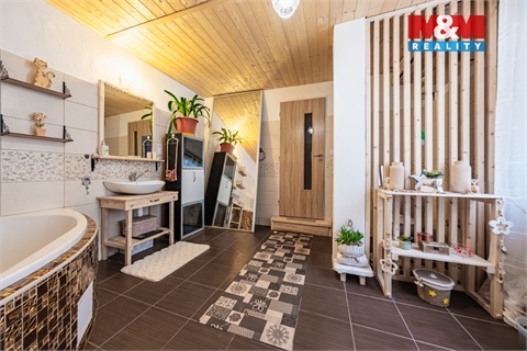 Prodej rodinného domu, 126 m² - 12