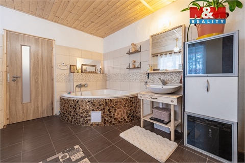 Prodej rodinného domu, 126 m² 14